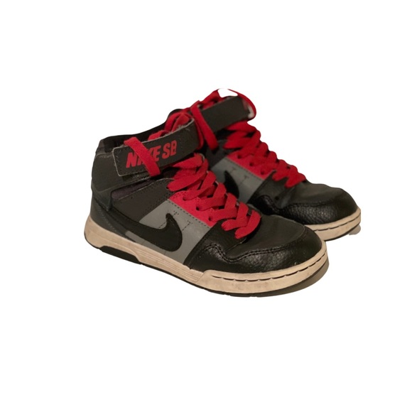 Nike SB boys, red/black size 1Y - Picture 2 of 4